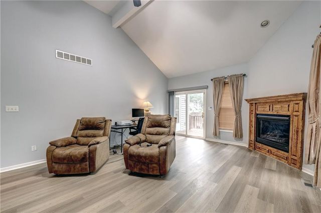 1516 NW Primrose Lane, Blue Springs, MO 64015