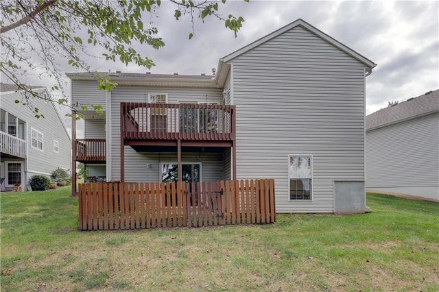 1516 NW Primrose Lane, Blue Springs, MO 64015