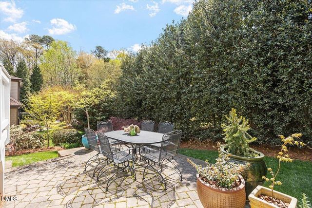 3916 Laurel Manor Court, Raleigh, NC 27612