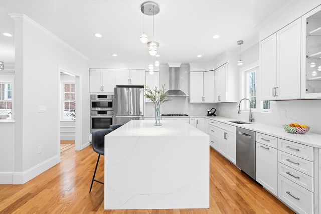 24 Donald St, Lexington, MA 02420