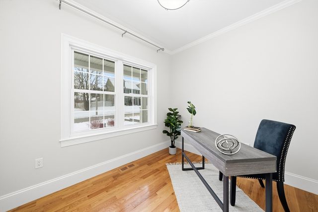 24 Donald St, Lexington, MA 02420