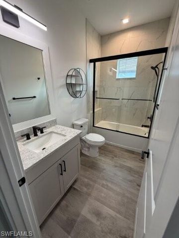 3725 Sapphire Cove CIR E, Naples, FL 34114