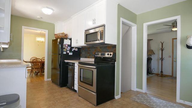 10717 Nord Avenue S, Bloomington, MN 55437