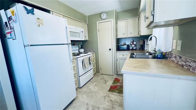 553 FLEETWOOD STREET, North Port, FL 34287