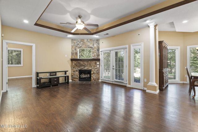 1209 Flint Lock Cove, Hernando, MS 38632