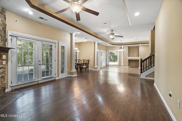 1209 Flint Lock Cove, Hernando, MS 38632