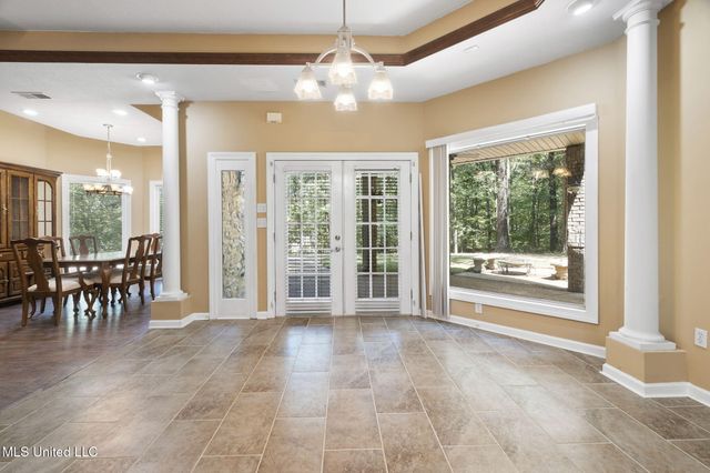 1209 Flint Lock Cove, Hernando, MS 38632