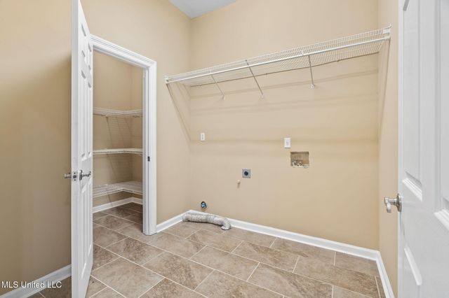 1209 Flint Lock Cove, Hernando, MS 38632