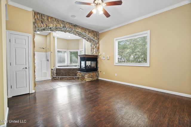 1209 Flint Lock Cove, Hernando, MS 38632