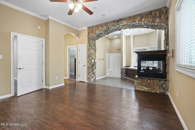 1209 Flint Lock Cove, Hernando, MS 38632