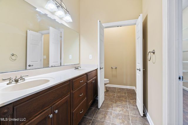 1209 Flint Lock Cove, Hernando, MS 38632