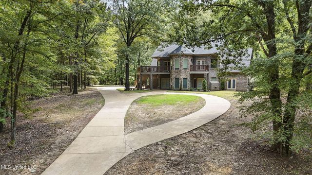 1209 Flint Lock Cove, Hernando, MS 38632
