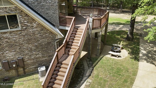 1209 Flint Lock Cove, Hernando, MS 38632