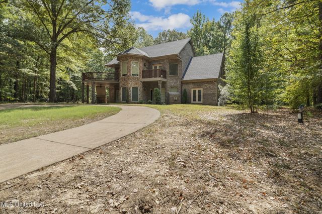 1209 Flint Lock Cove, Hernando, MS 38632