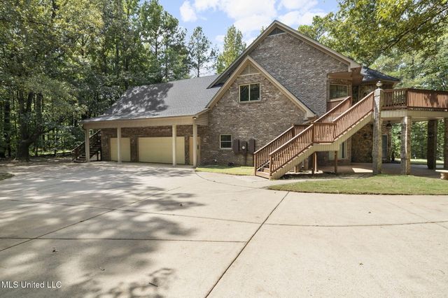 1209 Flint Lock Cove, Hernando, MS 38632