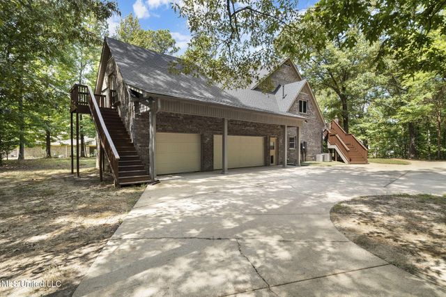 1209 Flint Lock Cove, Hernando, MS 38632
