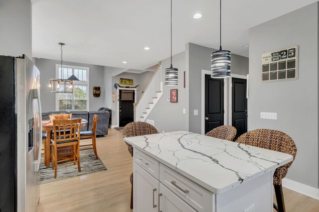 208 Freedom Dr, Portland, TN 37148