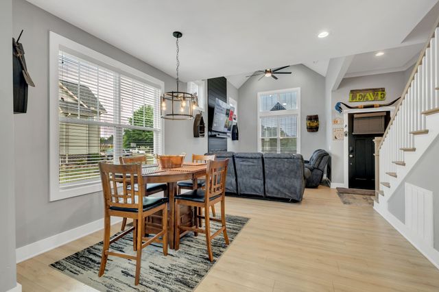 208 Freedom Dr, Portland, TN 37148