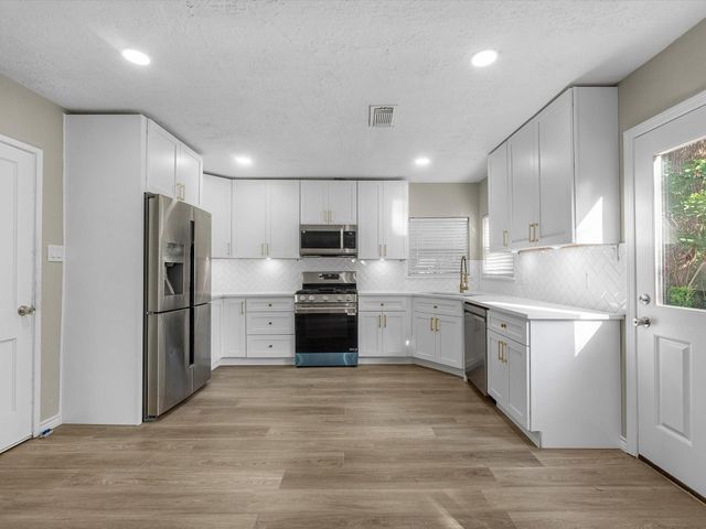 4513 Normandy Way, Houston, TX 77021