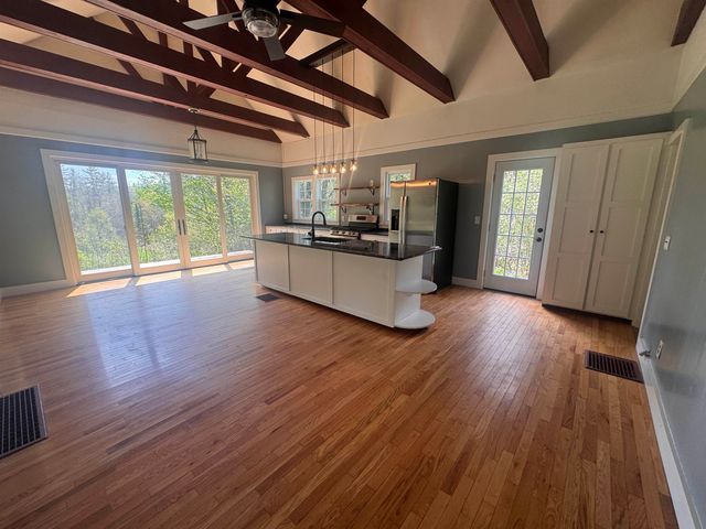 2113 Stony Brook Road, Northfield, VT 05663
