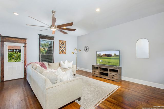 122 VITRA PL, San Antonio, TX 78210