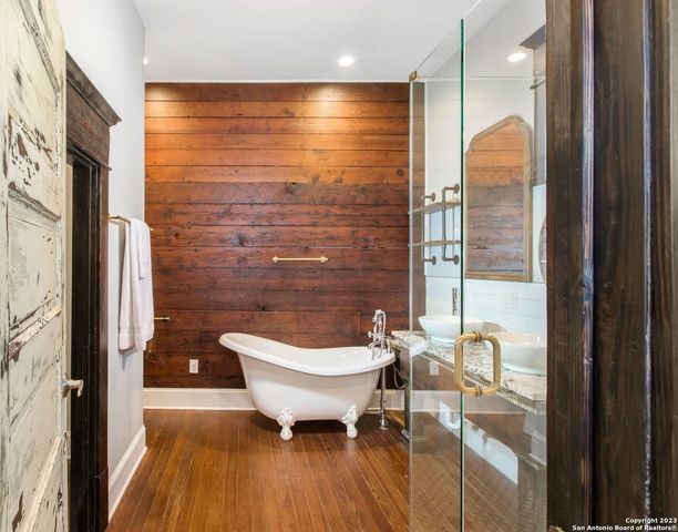 122 VITRA PL, San Antonio, TX 78210