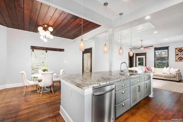 122 VITRA PL, San Antonio, TX 78210