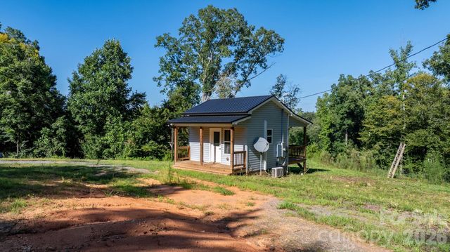 1776 Brown Chapel Road, Catawba, NC 28609