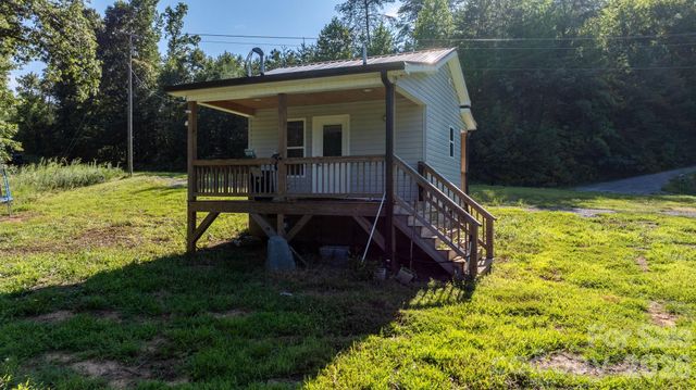 1776 Brown Chapel Road, Catawba, NC 28609