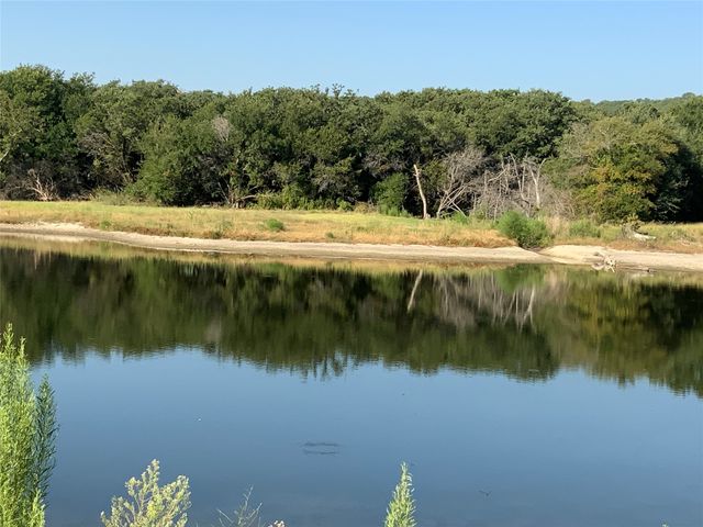 280 Wild Horse Road, Granbury, TX 76048