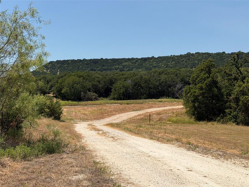 280 Wild Horse Road, Granbury, TX 76048 — photo 2