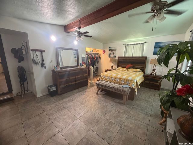2366 Royal Oaks, Poteet, TX 78065