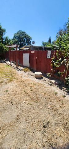 37774 Hunter Road, Dinuba, CA 93618