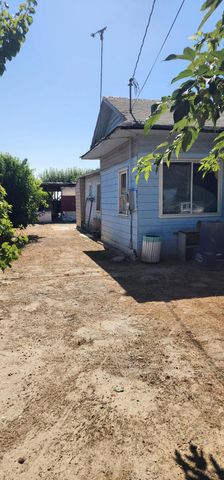37774 Hunter Road, Dinuba, CA 93618
