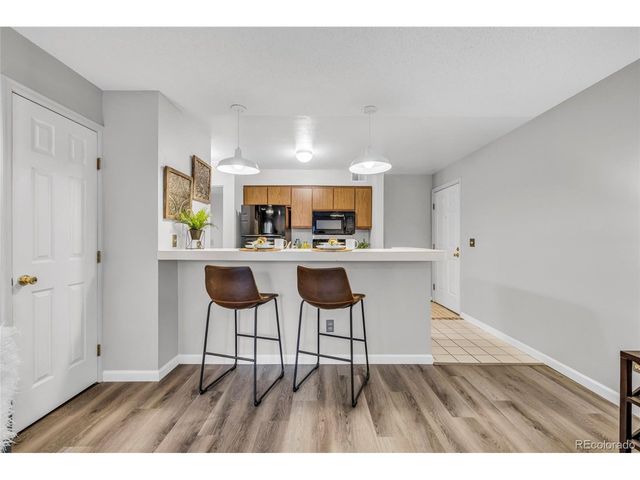 2575 S Syracuse Way A106, Denver, CO 80231