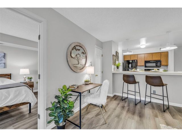 2575 S Syracuse Way A106, Denver, CO 80231