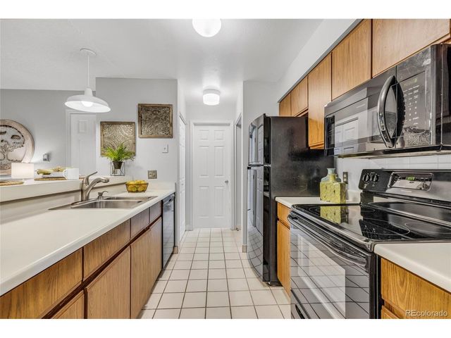 2575 S Syracuse Way A106, Denver, CO 80231