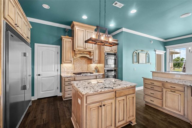 15468 Vaughn Road, Decatur, AR 72722