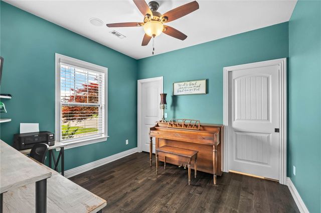 15468 Vaughn Road, Decatur, AR 72722