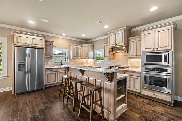 15468 Vaughn Road, Decatur, AR 72722