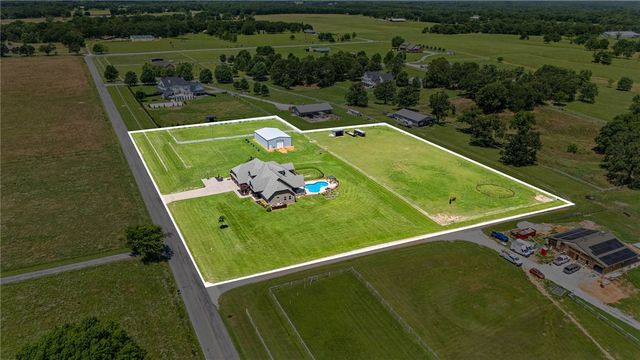 15468 Vaughn Road, Decatur, AR 72722