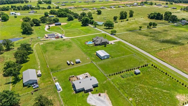 15468 Vaughn Road, Decatur, AR 72722