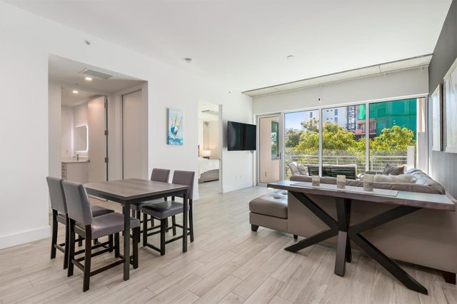 332 COCOANUT AVENUE 411, Sarasota, FL 34236