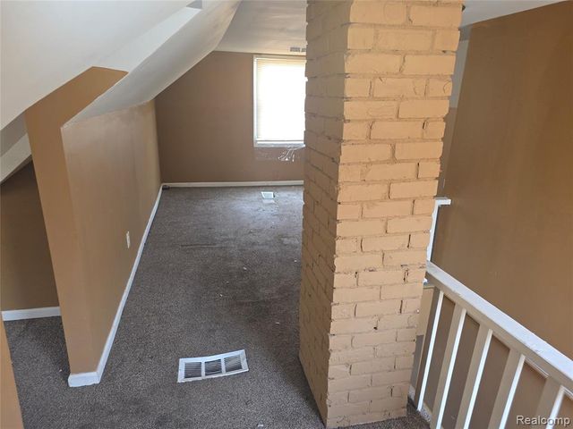 19700 Russell Street, Highland Park, MI 48203