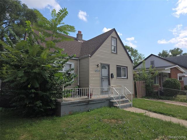 19700 Russell Street, Highland Park, MI 48203