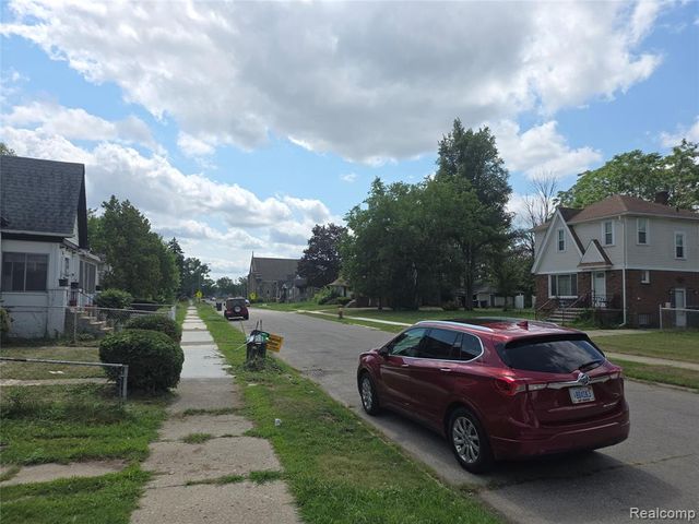 19700 Russell Street, Highland Park, MI 48203