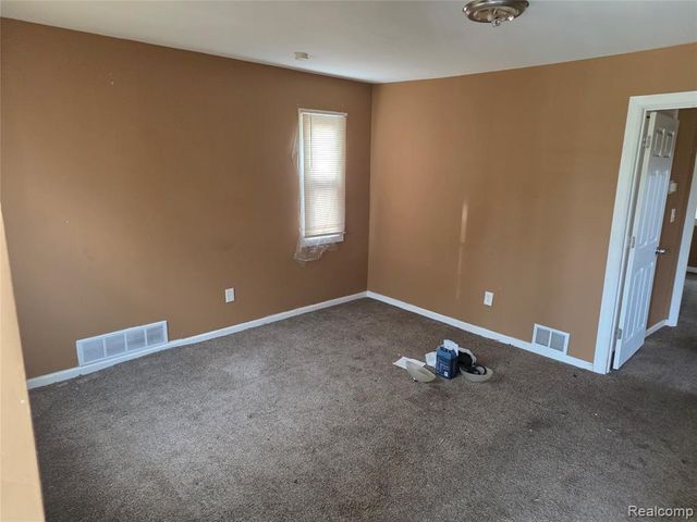 19700 Russell Street, Highland Park, MI 48203