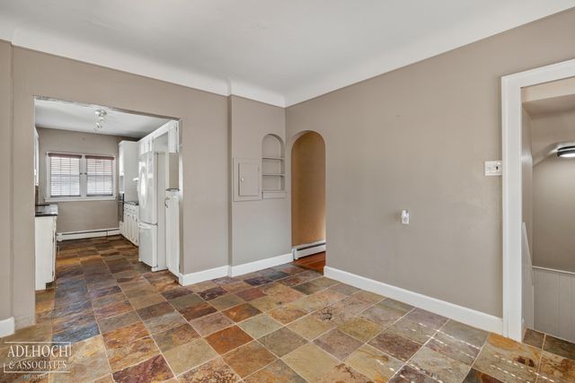 627 Washington Road, Grosse Pointe, MI 48230