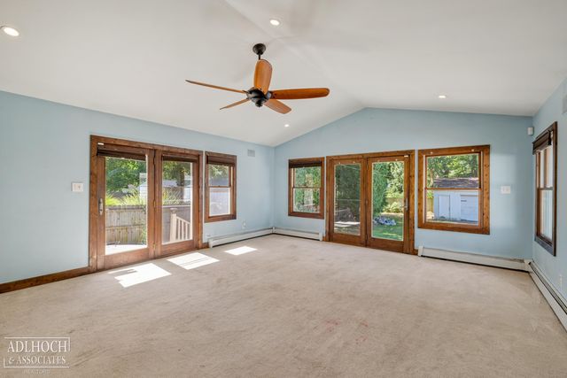 627 Washington Road, Grosse Pointe, MI 48230