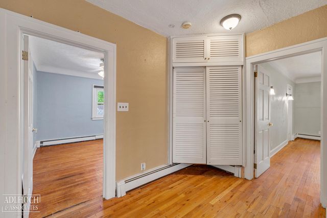 627 Washington Road, Grosse Pointe, MI 48230